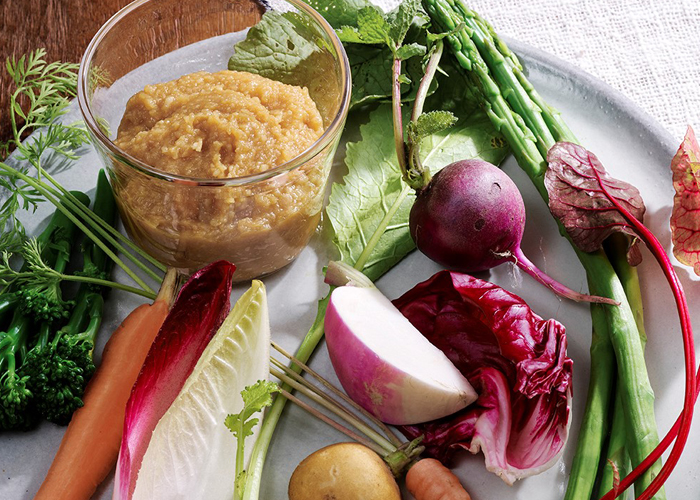 塩分控えめ、そのまま食べてもおいしいみそ